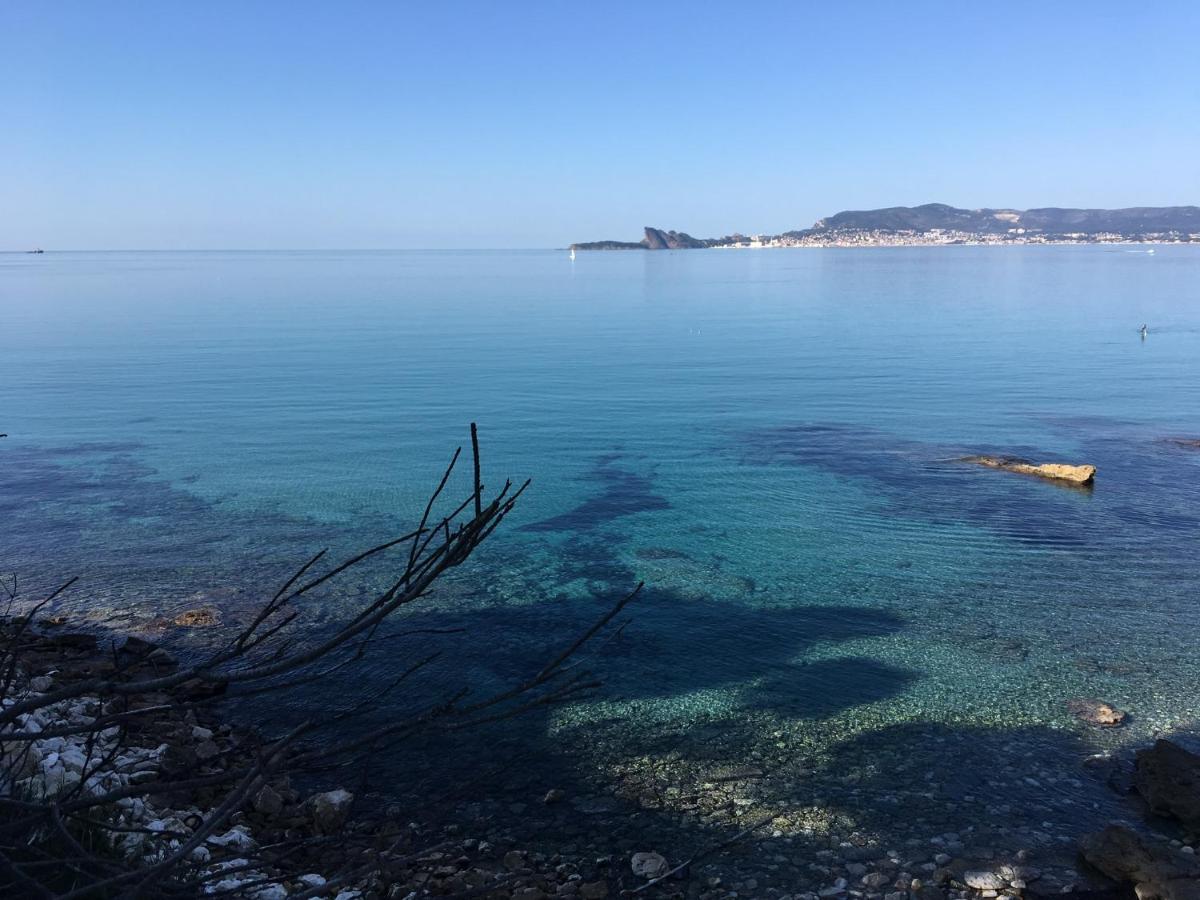 Appartement Entre Village Et Plages. Saint-Cyr-sur-Mer Zewnętrze zdjęcie